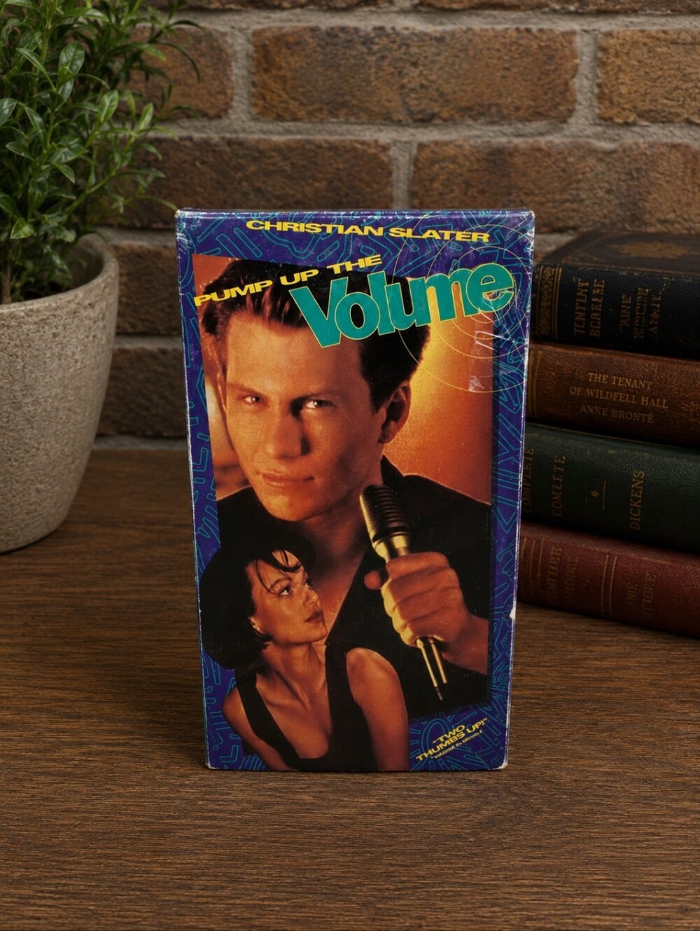 Pump Up the Volume Columbia Pictures home vhr video tape